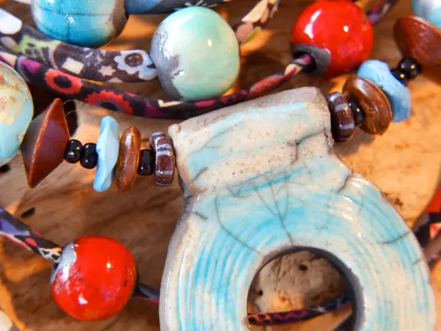 Bijoux Raku Le Coffret Village de la Poterie Trois-îlets Martinique