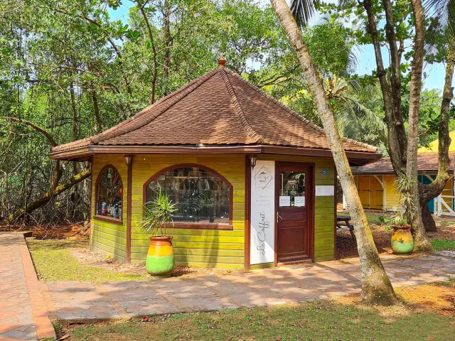 Boutique Lecoffret Villagedelapoterie Troisilets Martinique Copy