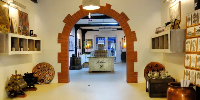 Shop2 Distillerielafavorite Lamentin Martinique