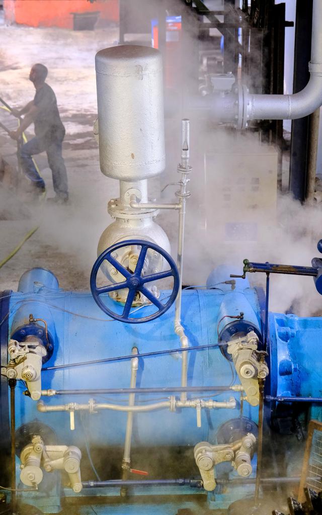 Machine Distillerie La Favorite Lamentin Martinique