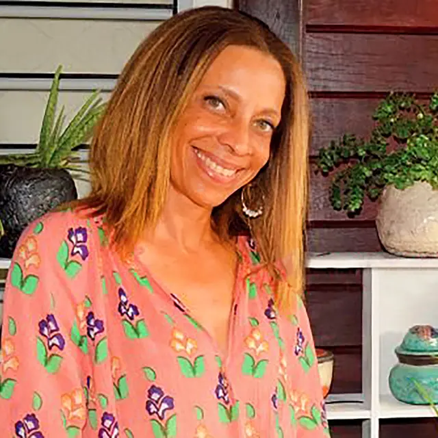 Valerievenite Ysnay Lamentin Martinique