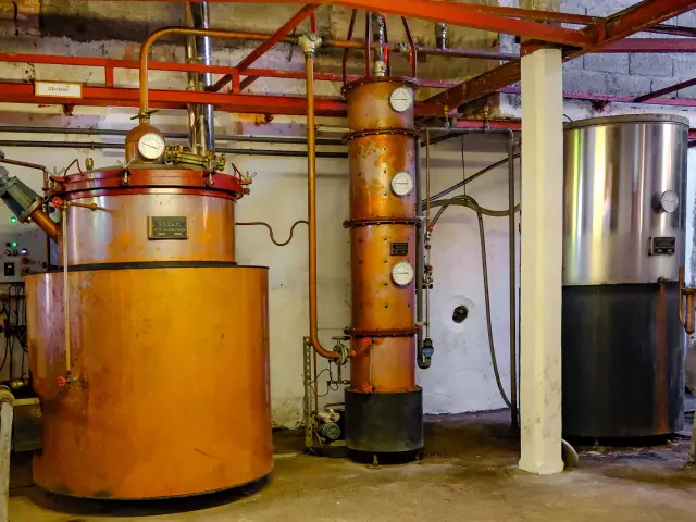 Distillation6 Distillerie Hbs Habitationbeausejour Grandriviere Martinique Copy