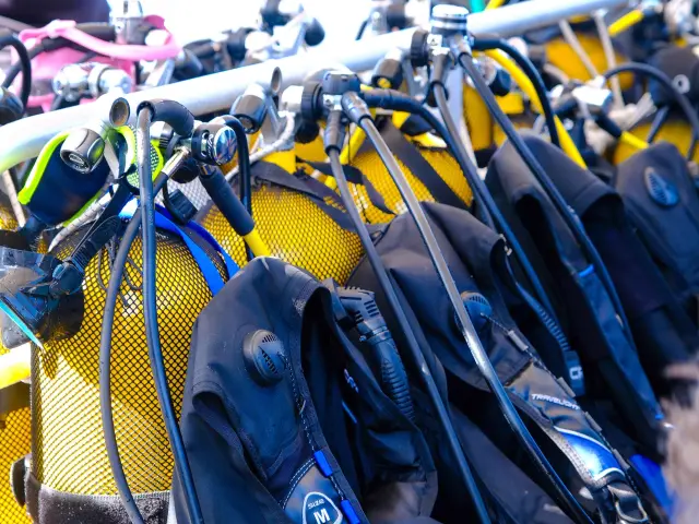 Apapadlo Diving Bottles Saintpierre Martinique