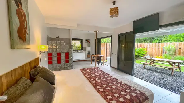 Salon Hébergement Les 3S d'Aphrodite Jo'z le rêve Anses d'Arlet Martinique