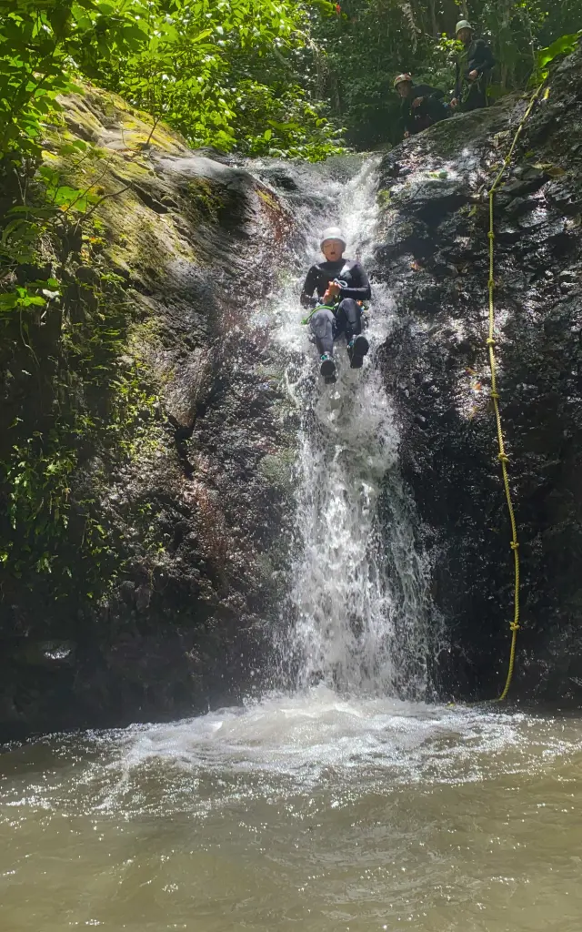 Canyoning2 Rivieremitan Bureaudelarandonneeetducanyoning Mornevert Martinique