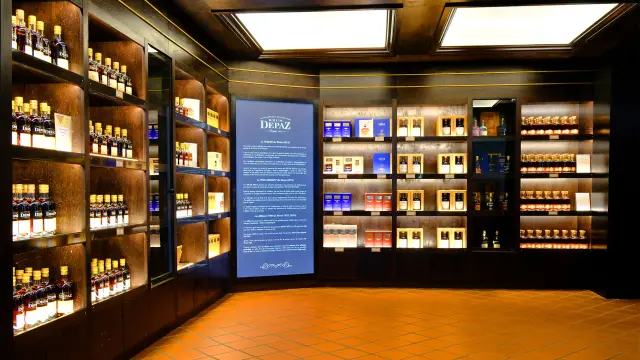 Boutique Distilleriedepaz Habitationlamontagne Saintpierre Martinique