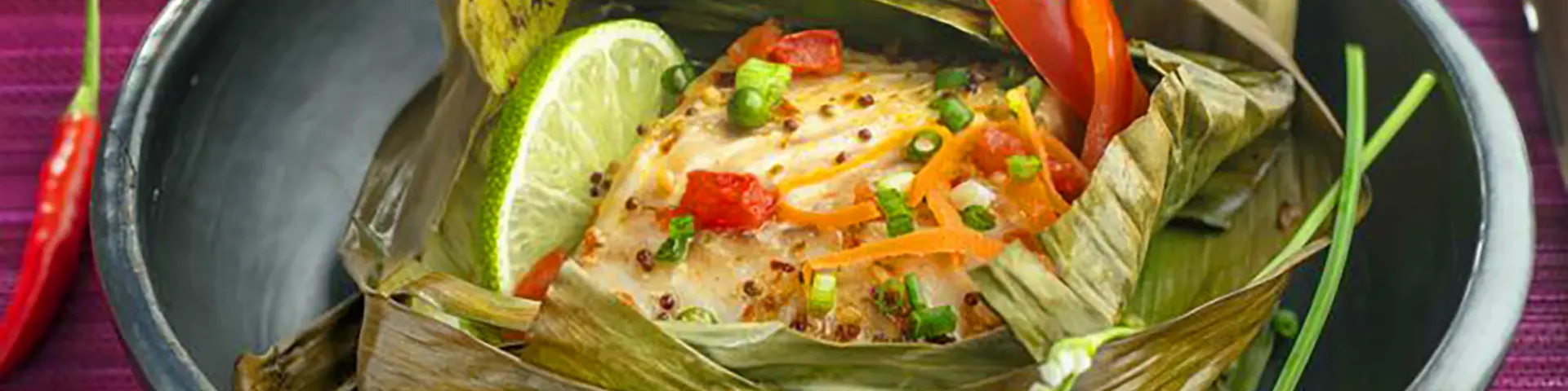 Papillotes De Poisson En Feuille De Bananier