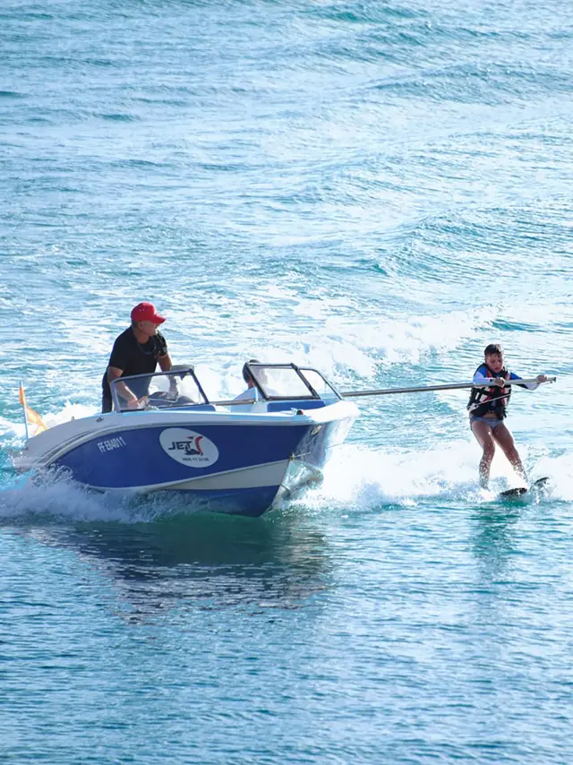 Bébé ski nautique Jet7 Sainte-Anne Martinique