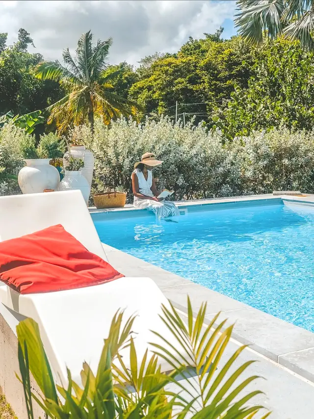 Piscine Chambre d'hôte La Villa Baobab Rouge Ysnay Lamentin Martinique