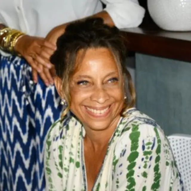 Valérie Vénite La Villa Baobab Rouge Ysnay Le Bonheur à une odeur Lamentin Martinique