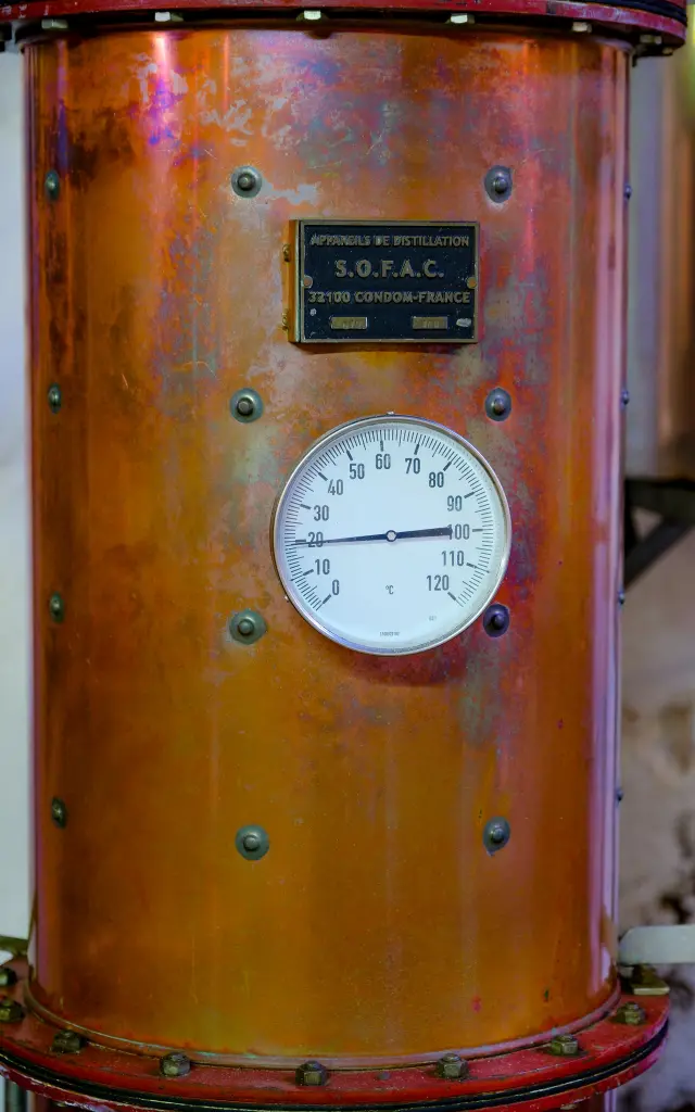 Distillation Distillerie HBS Habitation Beauséjour Grand rivière Martinique