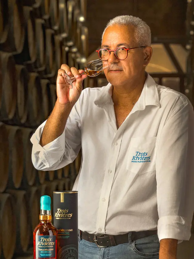Maitre de chai Daniel Baudin Rhum Distillerie Trois Rivieres Sainte-Luce Martinique