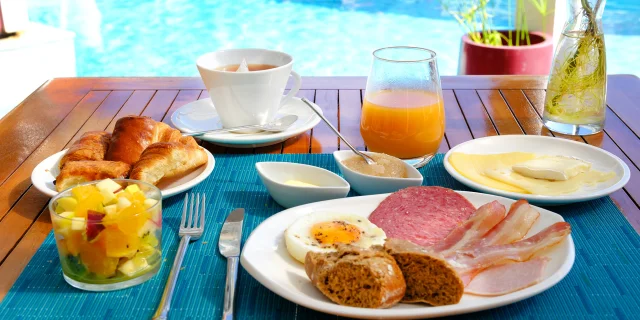 Petit déjeuner Restaurant Flamant Rose Hôtel Frégate Bleue *** François Martinique