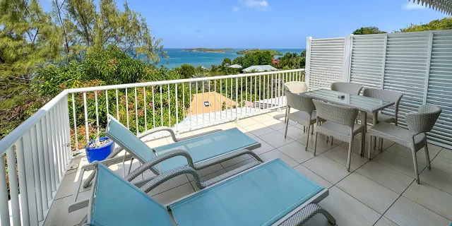 Chambre Terrasse vue mer Hôtel Frégate Bleue *** François Martinique