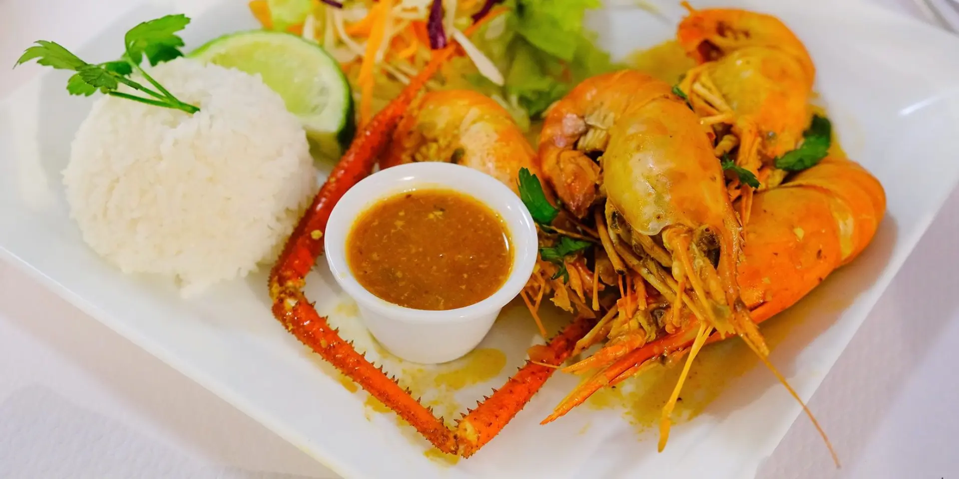 Restaurant Hôtel** Tante Arlette Grand'rivière Martinique