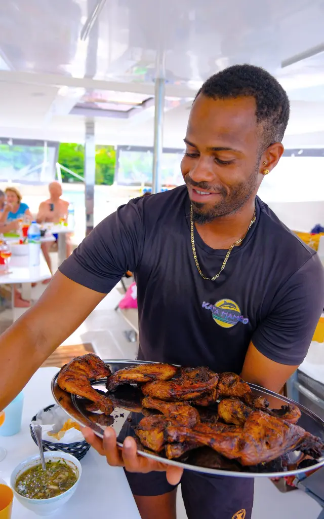 Déjeuner Catamaran Royal Mambo Trois-îlets Martinique