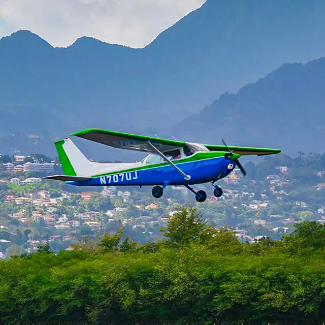 Avion Cessna ACF Aviation Lamentin Martinique
