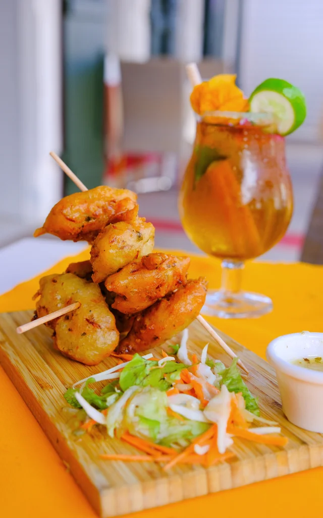 Accras Restaurant Hôtel** Tante Arlette Grand'rivière Martinique