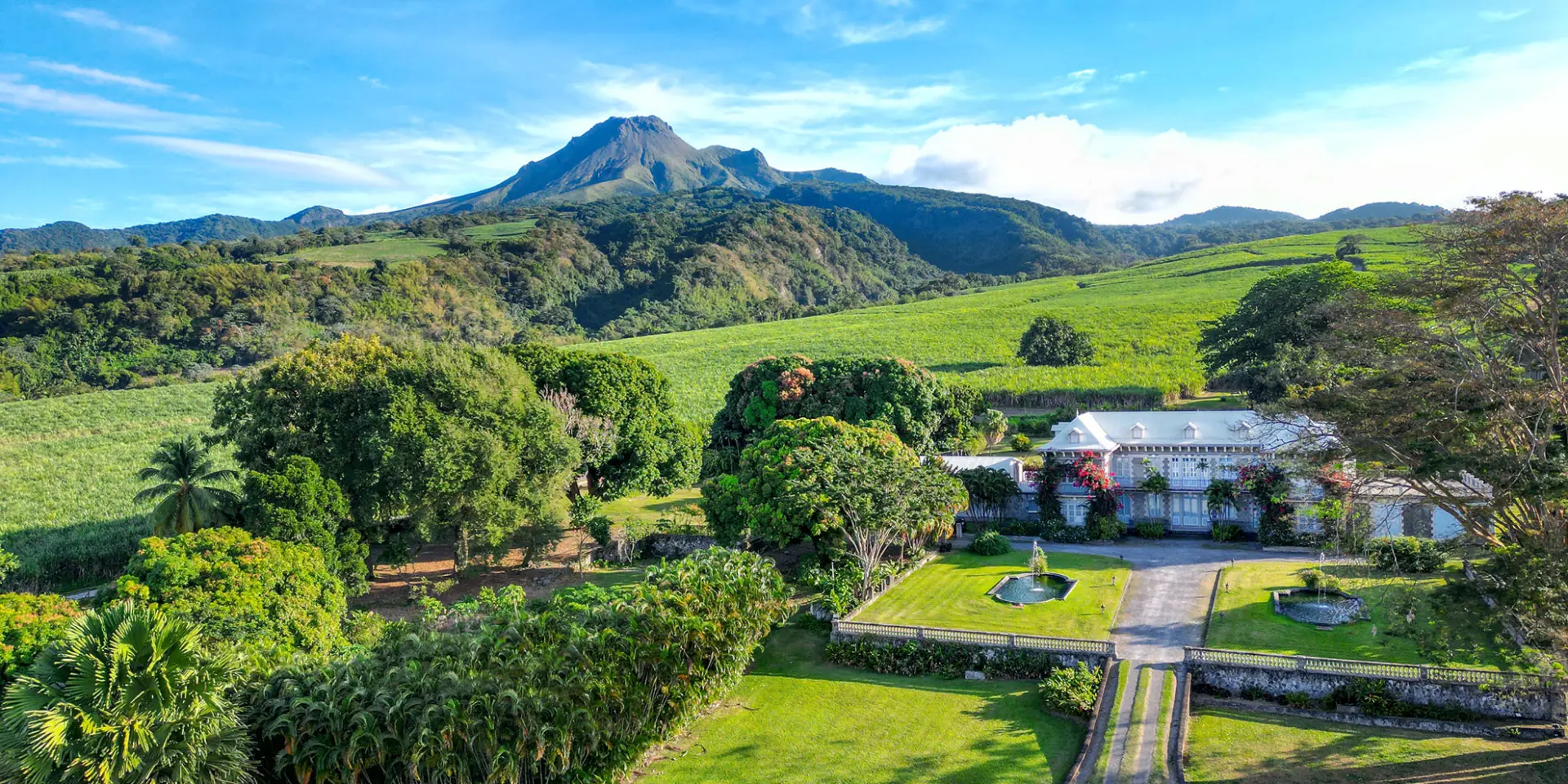 Montagne Pelée Château Depaz Distillerie Depaz Habitation La Montagne Saint-Pierre Martinique