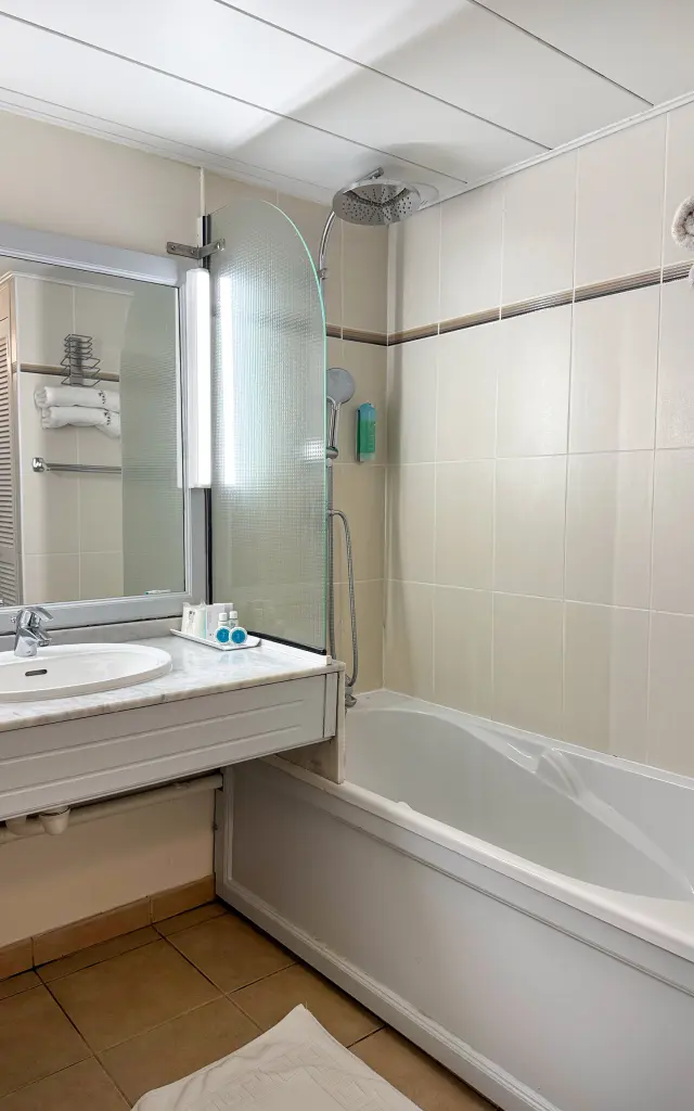 Salle de bain Hôtel Karibéa Valmenière *** Fort-de-France Martinique