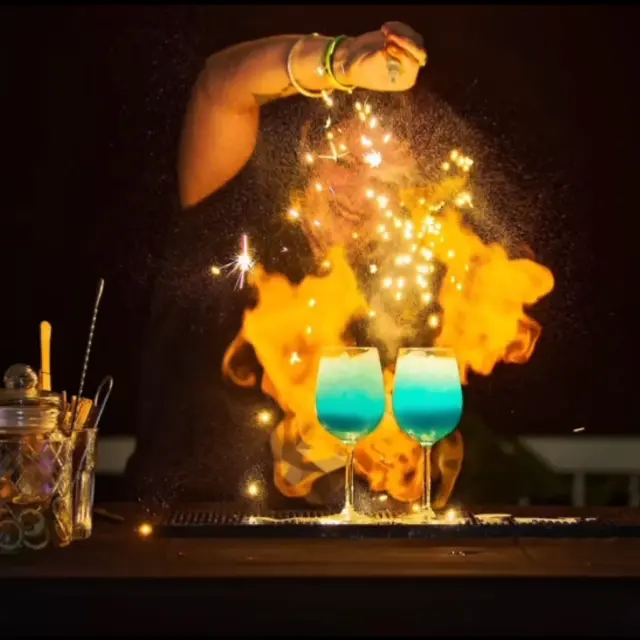 Show bartender Les Cocktails d'Ariel Sainte-Luce Martinique