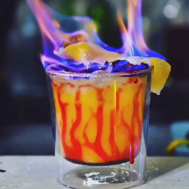 Show bartender Les Cocktails d'Ariel Sainte-Luce Martinique