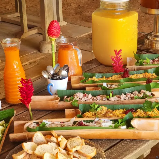 Apéro Jus locaux Thé péyi Souskay de noix de coco Lakoua Gros-Morne Martinique