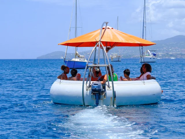 Sortie en barbecue flottant Donuts BBQ Chill Saint-Pierre Trois-îlets Martinique