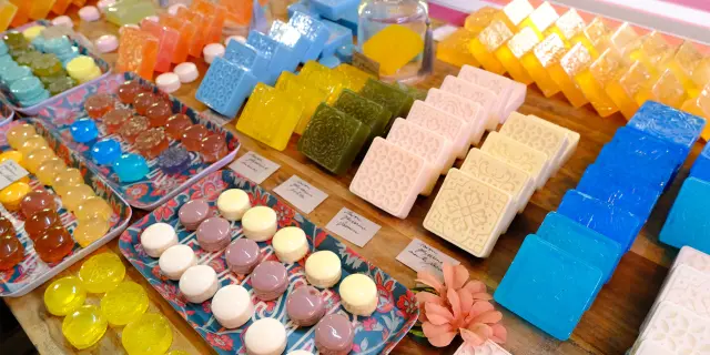 Boutique - atelier Savons Savonnerie artisanale 1001 senteurs Trois-îlets Martinique