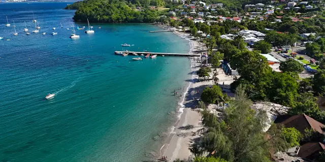 Plage de l'Anse à l’Âne Trois-îlets Martinique