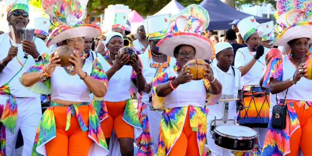Groupe à pied Musique Carnaval Martinique