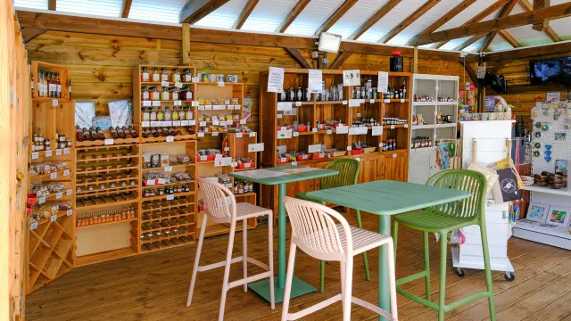 Boutique Kaz à Vanille à Trinité Martinique produits de vanille; d'épices et de souvenirs