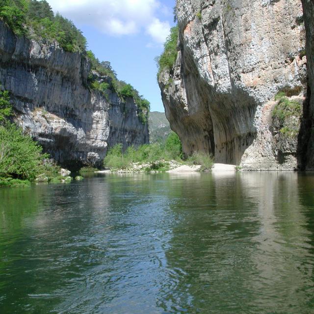 Les Gorges du Tarn en barque ou en canoë