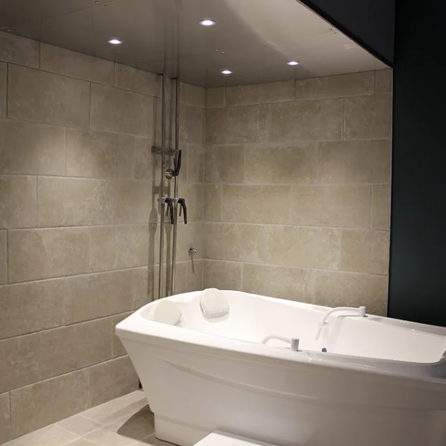 Baignoire Thermes Bagnols 1
