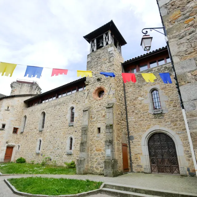 Le Malzieu Ville - village médiéval de Lozère (48)classé + beaux villages de France®