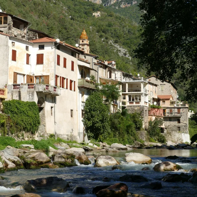 Fontan Village Sur La Roya