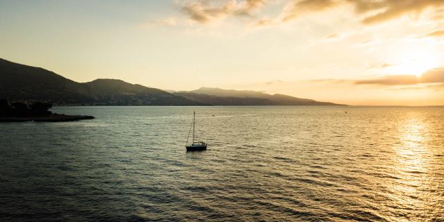 Bateau En Mer