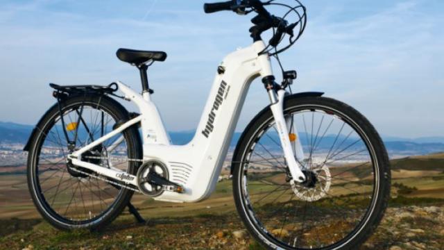 Location De Vélos Tous Chemins à Hydrogène Au Prieuré