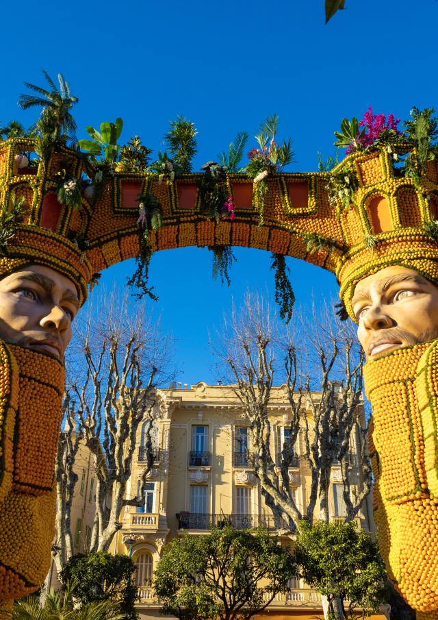 89eme Fete Du Citron Exposition Des Motifs Dagrumes Credit Ville De Menton 8