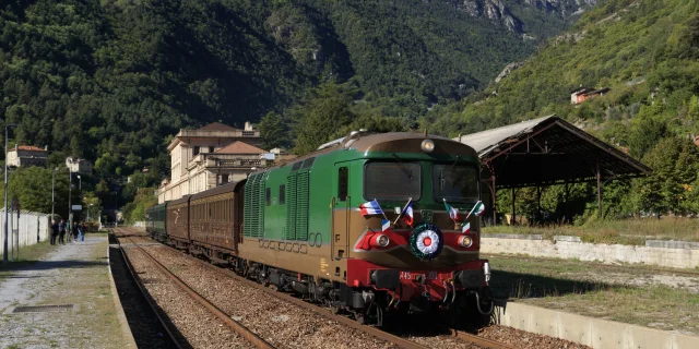 Trains Historiques Damien Viano Facebook Trains Daqui