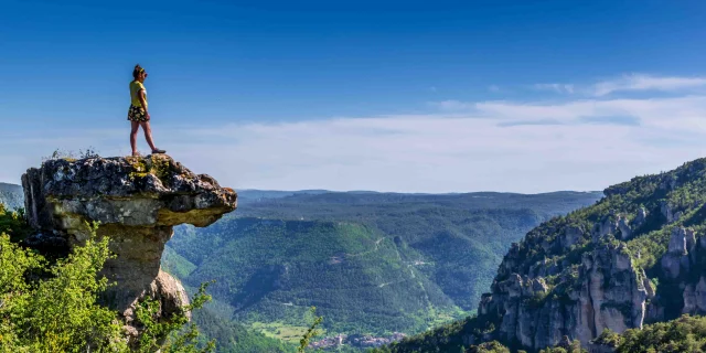 Senderismo Aéreo Pueblos Trogloditas Aventura 1 Gorges Du Tarn Laetitia Raisin Robert