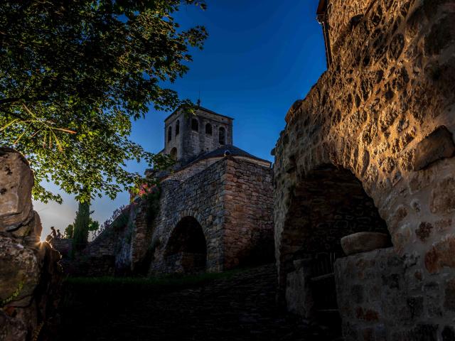 Rando Aerienne Villages Troglodytiques Aventure 32 Gorges Du Tarn Laetitia Raisin Robert