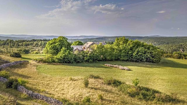 Sur Les Traces Du Berger Avontuur 9 Roquesaltes Laetitia Rozijn Robert