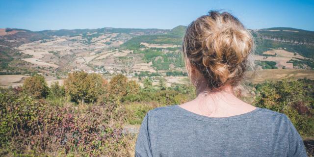 Een wandeling door de kelders van de Deux Monts Ot Millau Grands Causses A. Humbert