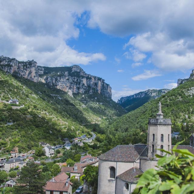 Peyreleau08ot Millau Grands Causses A. Humbert