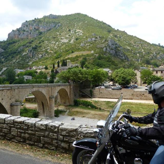 Routes in de kloven van de Tarn A Moto 19 2
