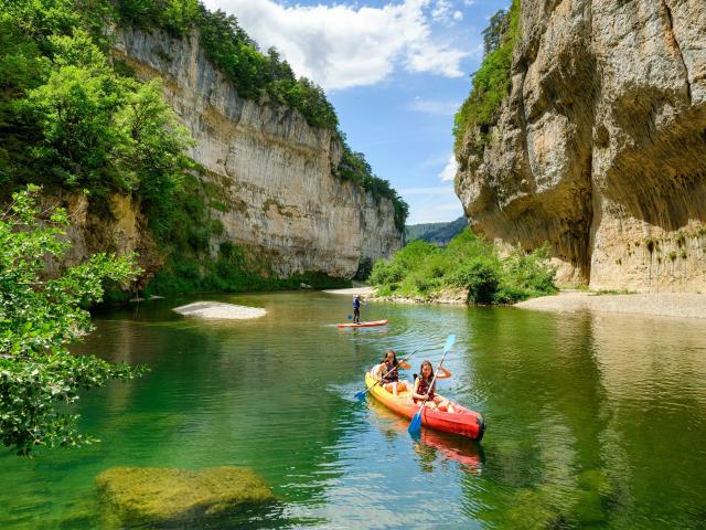 Canoa Gorges Du Tarn Copyright Remi Flament Pact Gdt Crtloccitanie 0037673 Md