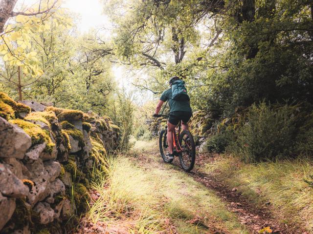 Circuit Vtt Electrique Gorges Du Tarn Lezbroz Crtloccitanie 0039099 Md Min