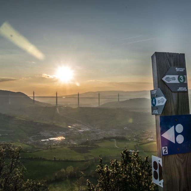 Marcadores de sendero Vista Viaduc Couchant