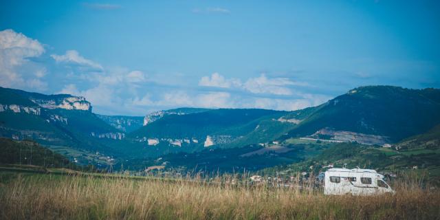 Camping Car Viaduc01 Alexandre Humbert